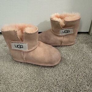 UGG baby Boot Booties Girl Pink Size Medium 6-12 Months